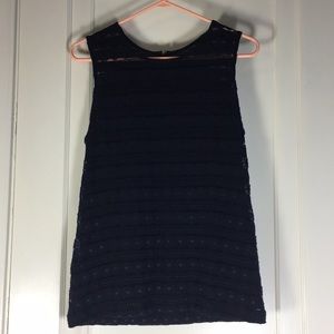 Ann Taylor Navy Sleevless Lace Fitted Top M